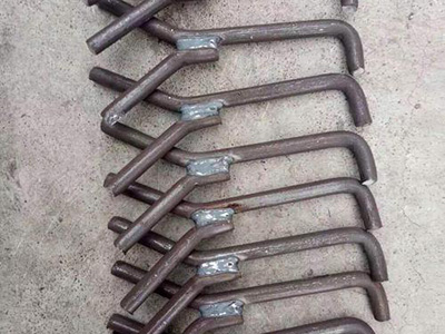 耐高溫龜甲網可以達到溫度